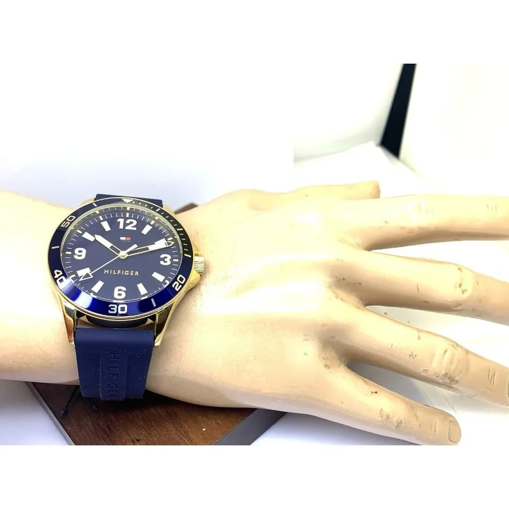 Tommy Hilfiger Men's Watch 1791868 Quartz Gold Blue Dial Rubber Strap 44mm